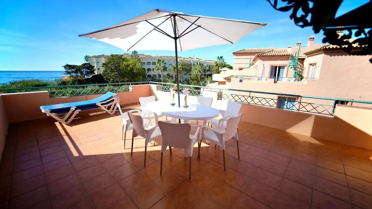 アパート Marbella Beach Resort At Club Playa Real