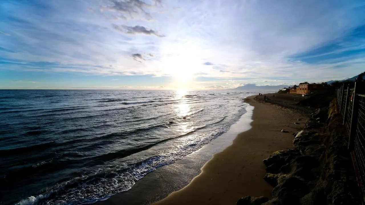Marbella Beach Resort At Club Playa Real Spain
