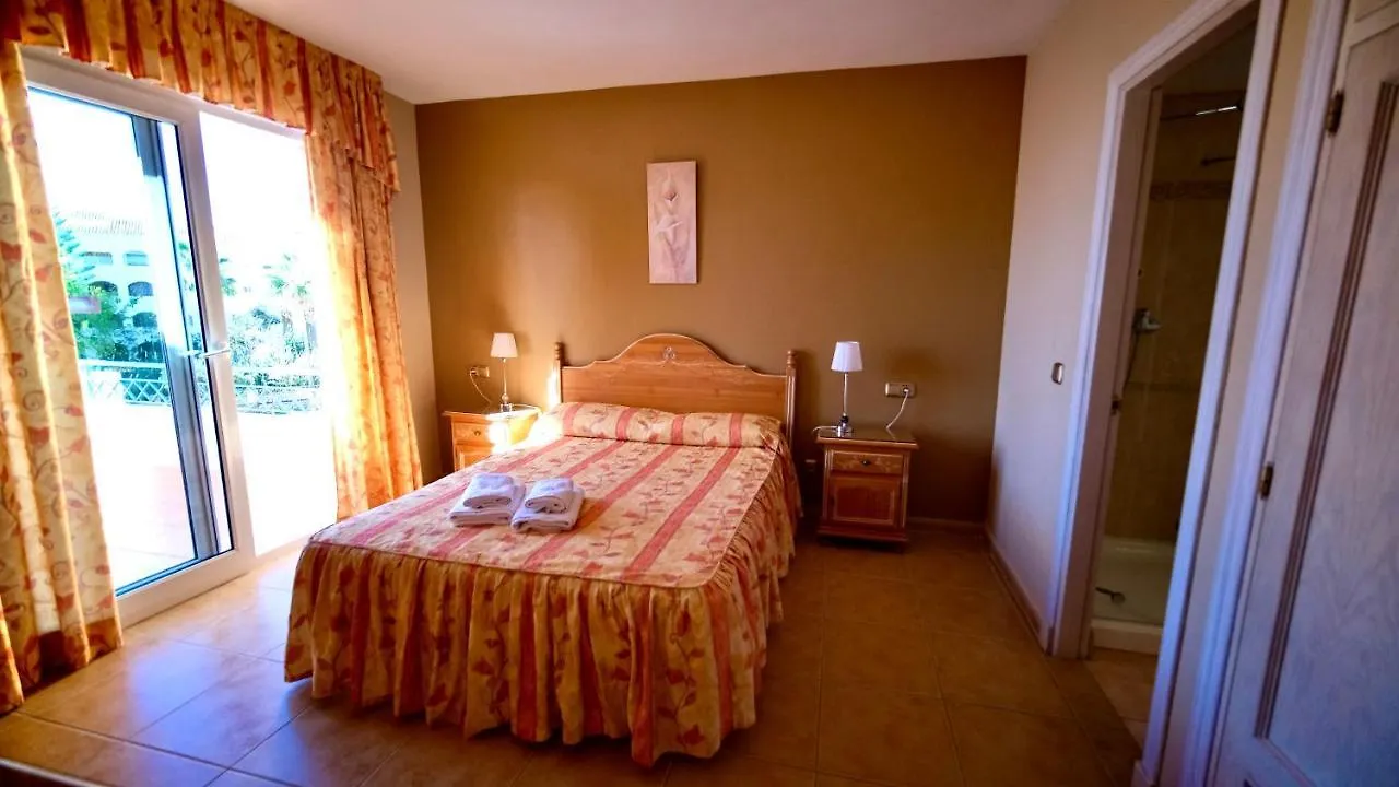 Marbella Beach Resort At Club Playa Real 0*,