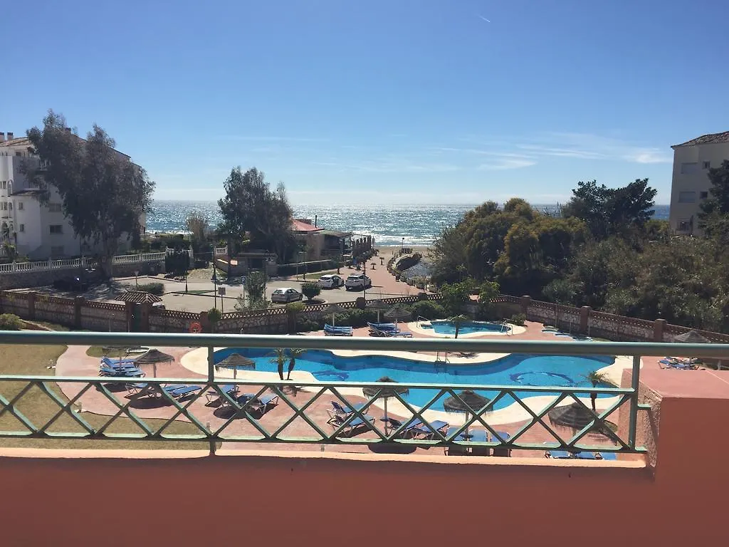 Marbella Beach Resort At Club Playa Real 0*,